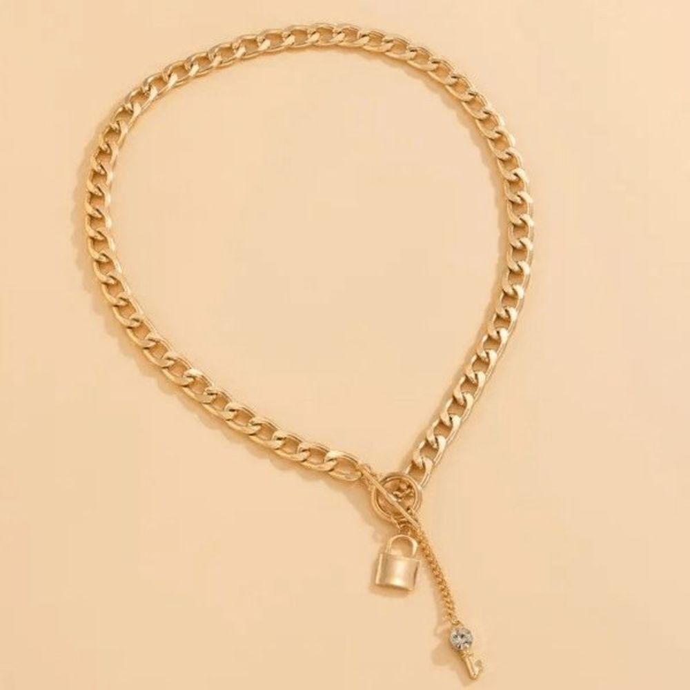 Lock and Key Diamond Gold Chain Necklace - Picture 2 of 3